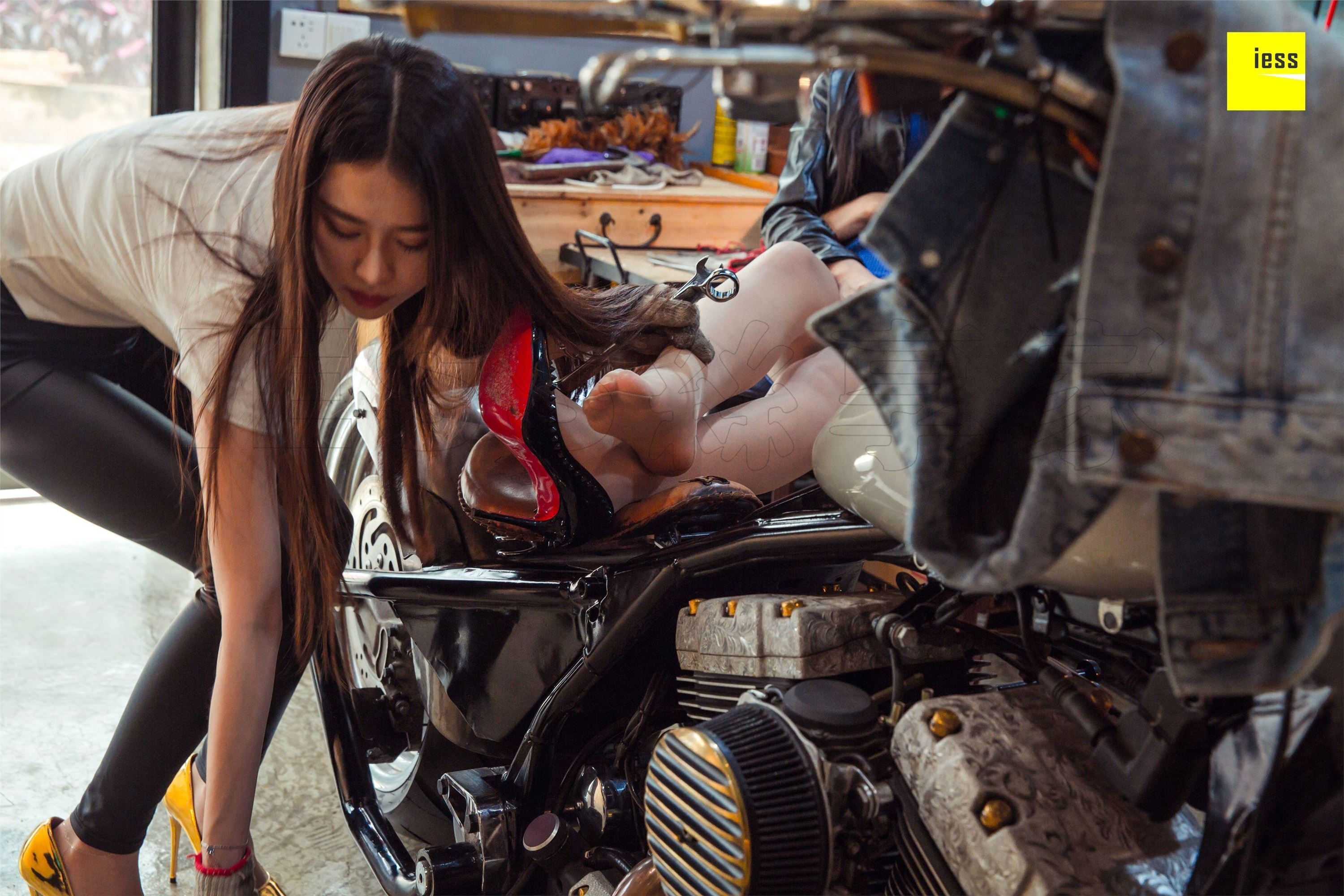 IESS异思趣向  2018.06.13《魔鬼周三》特刊23期：《典藏级机车之恋Ⅱ》DJ&佳佳